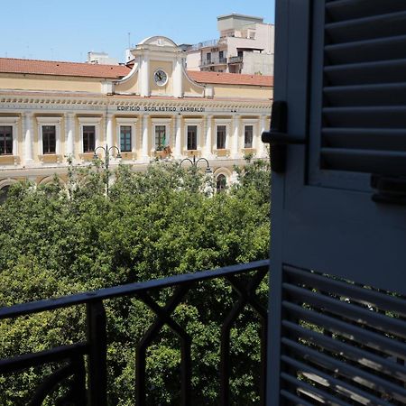 Palazzo Manzoni Apartments Bari Exterior foto
