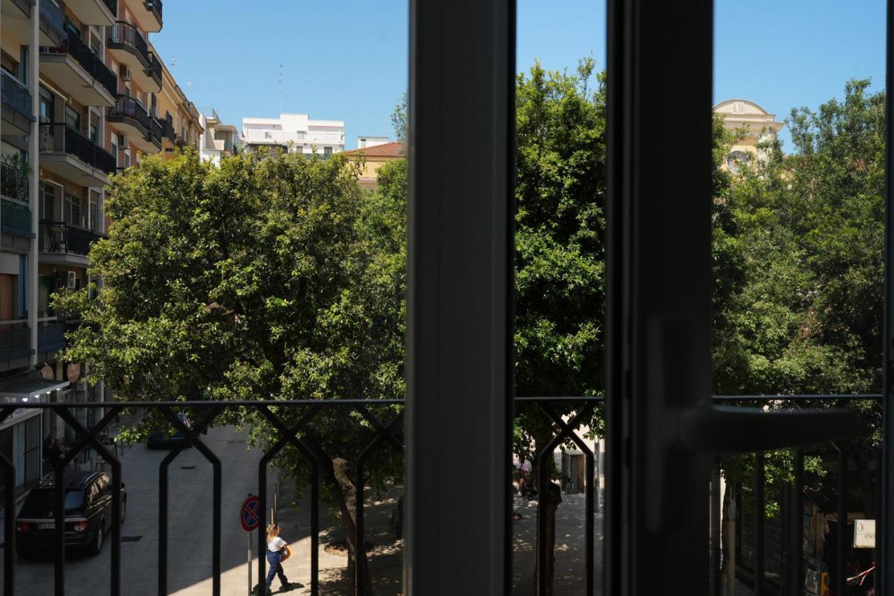 Palazzo Manzoni Apartments Bari Exterior foto