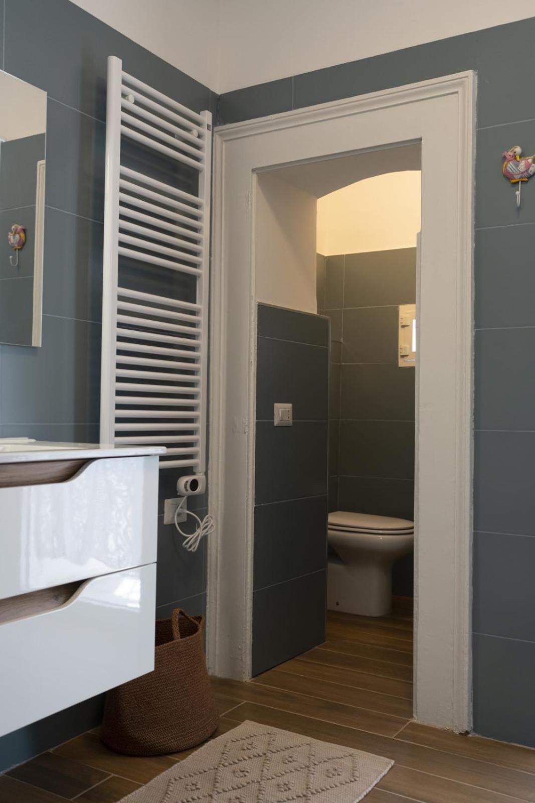 Palazzo Manzoni Apartments Bari Cameră foto