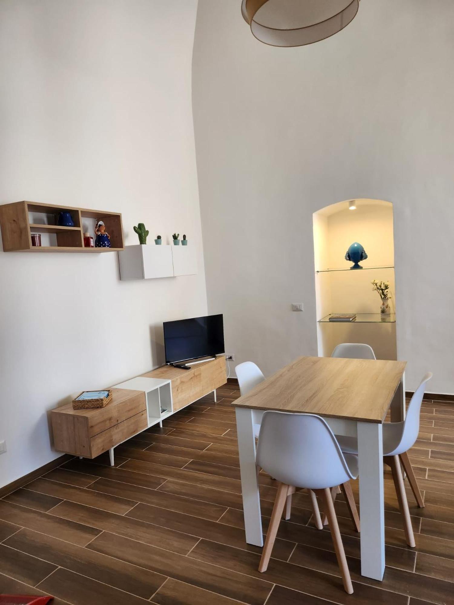 Palazzo Manzoni Apartments Bari Cameră foto