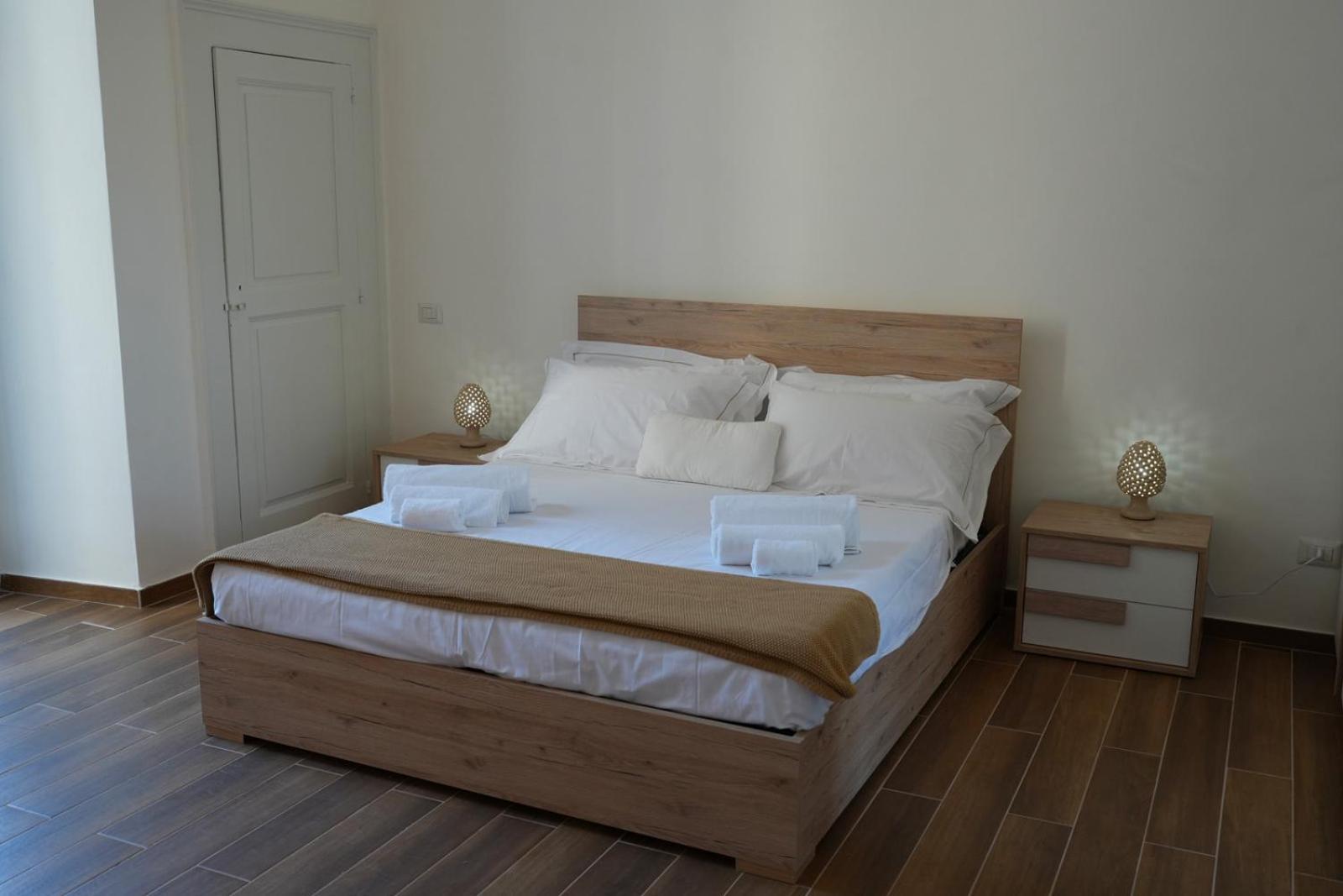 Palazzo Manzoni Apartments Bari Cameră foto